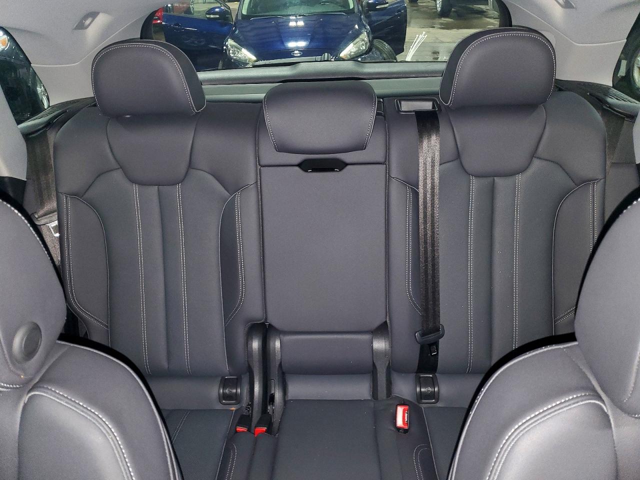 2023 AUDI Q5 S Line quattro Prestige