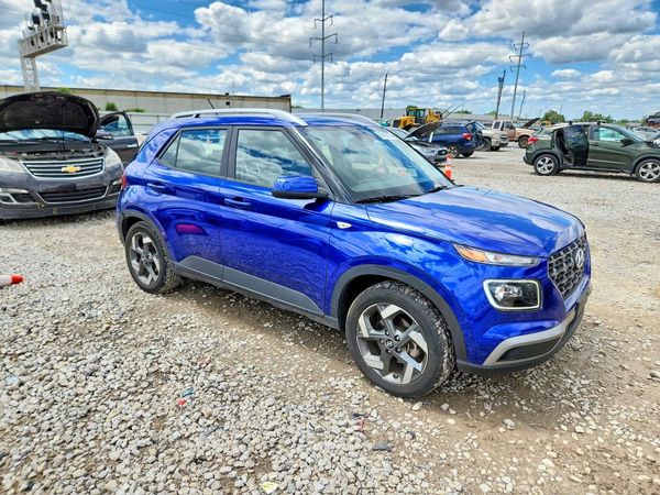 2024 HYUNDAI VENUE SEL / Limited