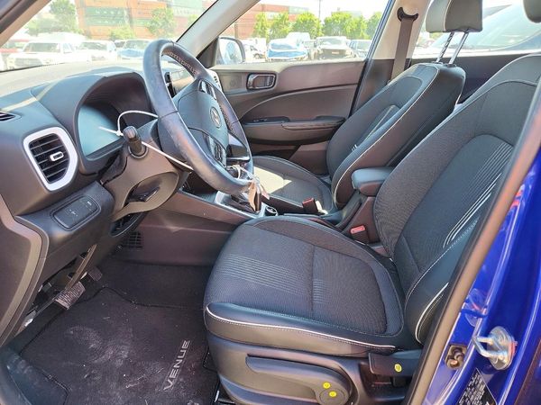 2024 HYUNDAI VENUE SEL / Limited