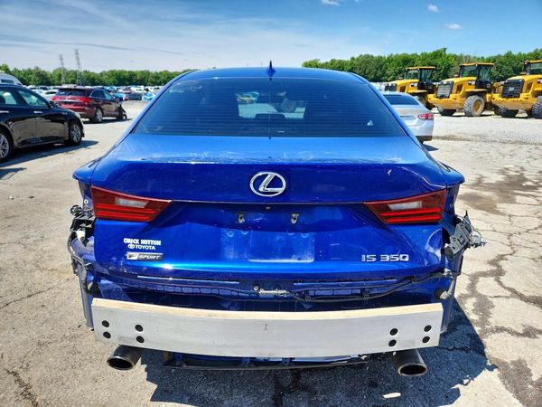 2016 LEXUS IS