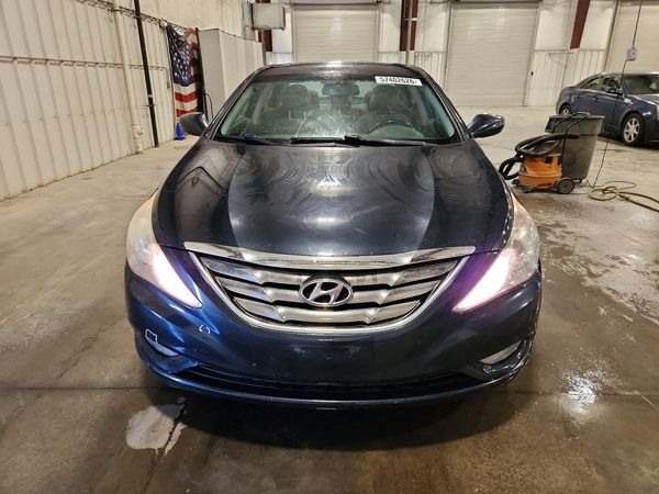 2012 HYUNDAI SONATA Middle level