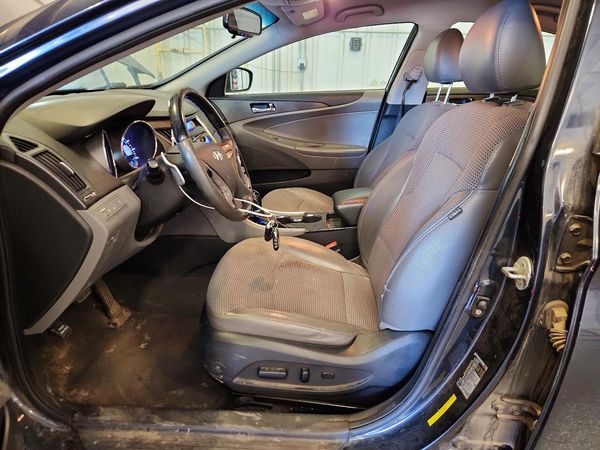 2012 HYUNDAI SONATA Middle level