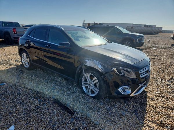 2020 MERCEDES-BENZ GLA GLA250