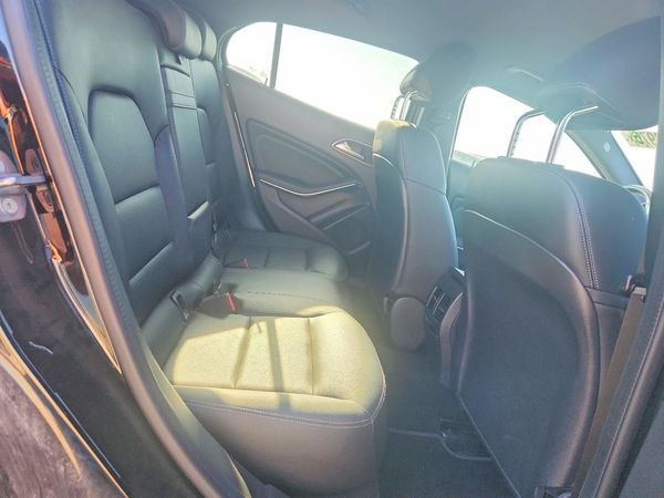 2020 MERCEDES-BENZ GLA GLA250