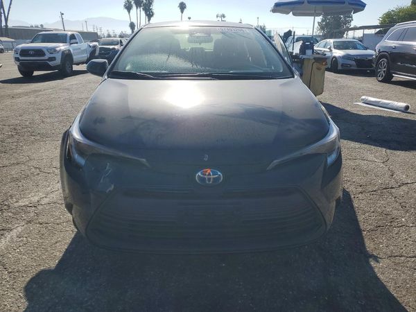 2025 TOYOTA COROLLA LE, XLE, SE
