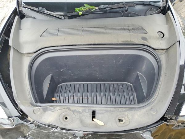 2023 TESLA MODEL Y — Engine bay