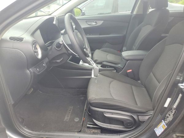 2022 KIA FORTE FE, LXS