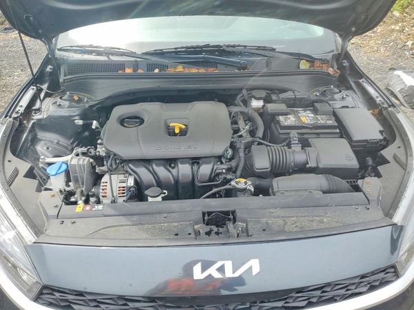 2022 KIA FORTE FE, LXS