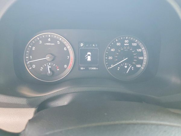 2018 HYUNDAI TUCSON