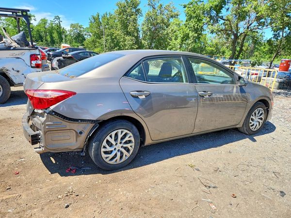 2017 TOYOTA COROLLA