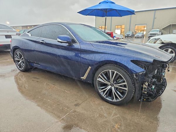 2021 INFINITI Q60 LUXE