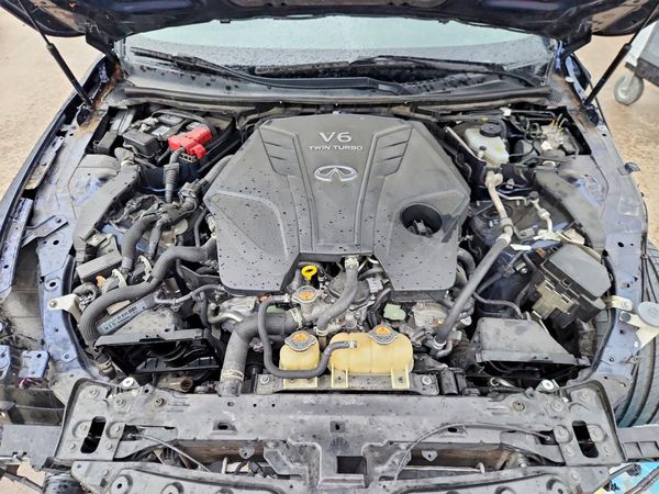 2021 INFINITI Q60 LUXE