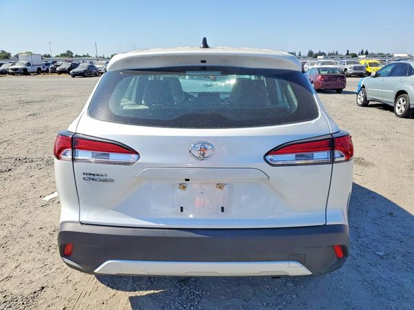 2024 TOYOTA COROLLA CROSS