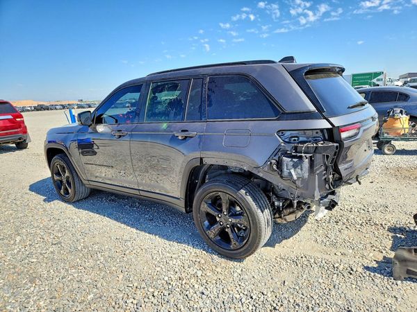 2022 JEEP GRAND CHEROKEE LAREDO 4X4