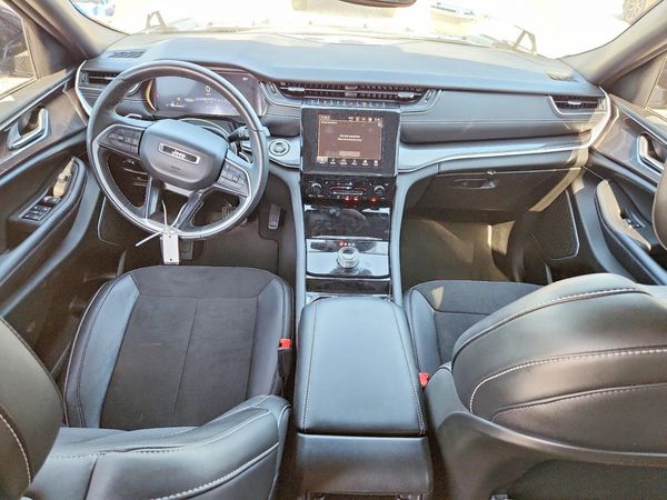 2022 JEEP GRAND CHEROKEE LAREDO 4X4
