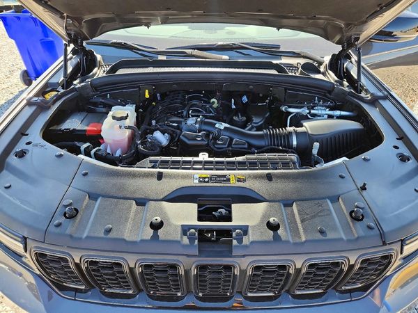 2022 JEEP GRAND CHEROKEE LAREDO 4X4