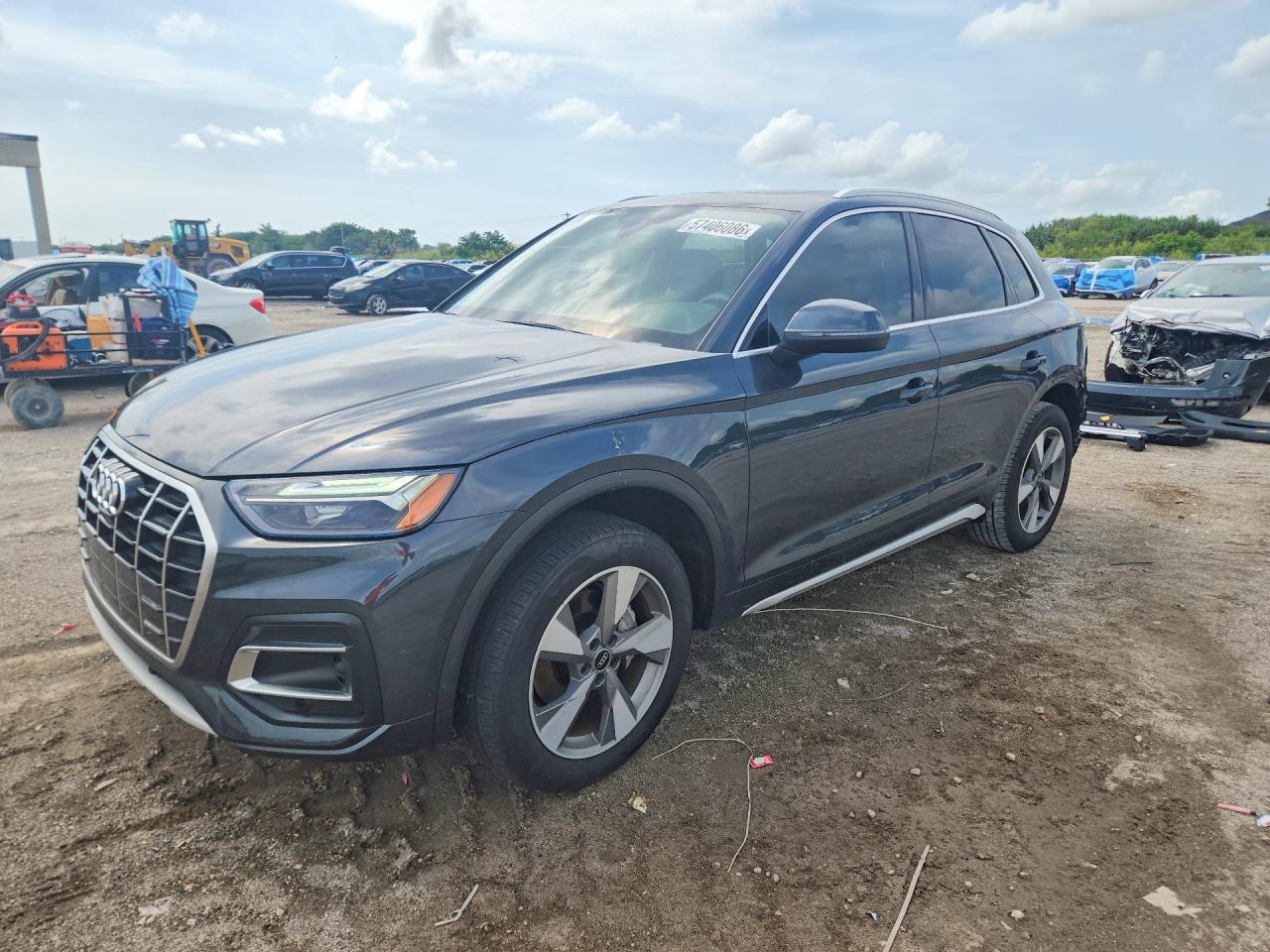 2023 AUDI Q5 quattro Premium Plus
