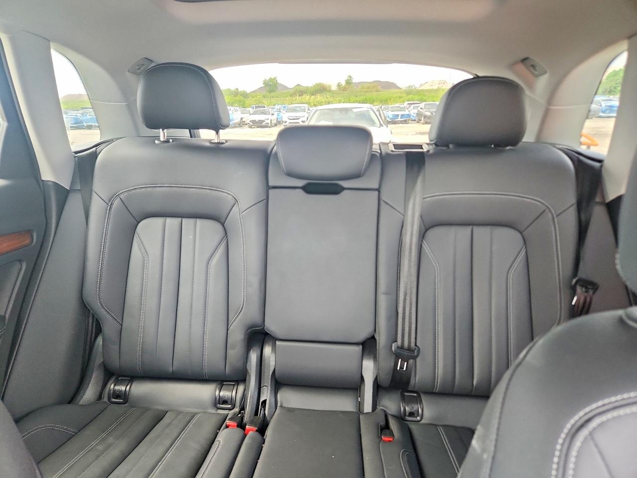 2023 AUDI Q5 quattro Premium Plus