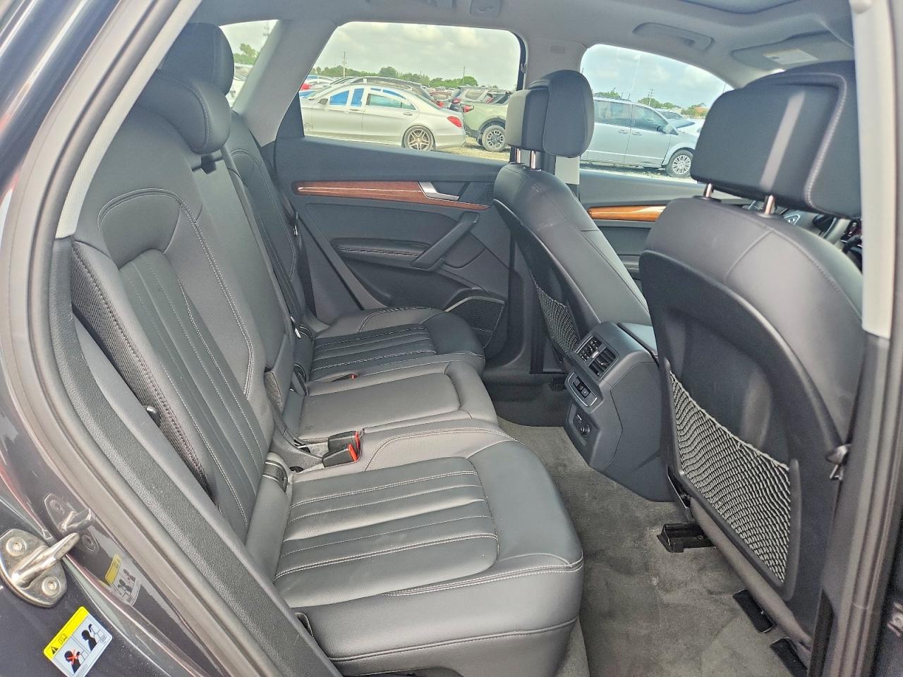 2023 AUDI Q5 quattro Premium Plus