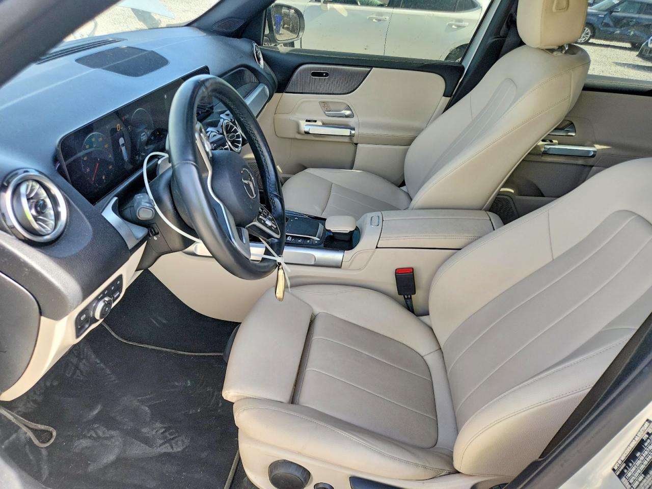 2022 MERCEDES-BENZ GLB GLB250 / GLB250 4MATIC