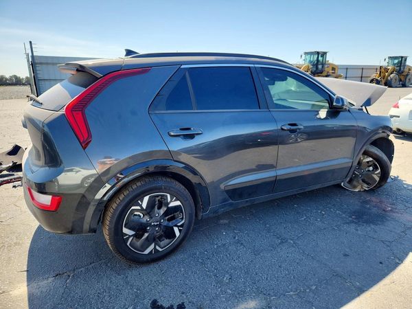 2025 KIA NIRO