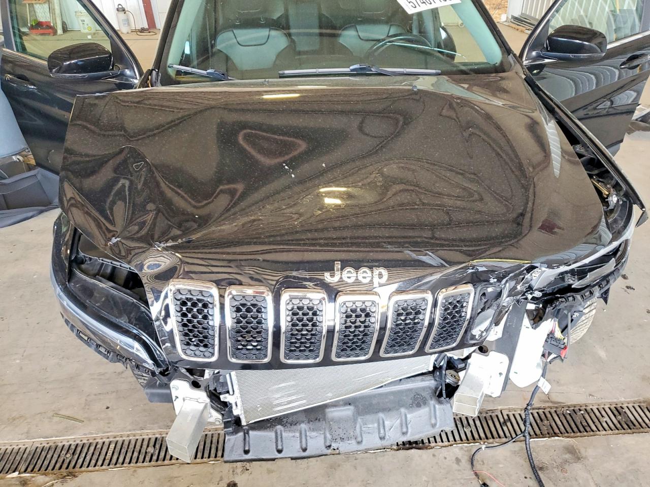 2019 JEEP CHEROKEE LATITUDE PLUS 4X4