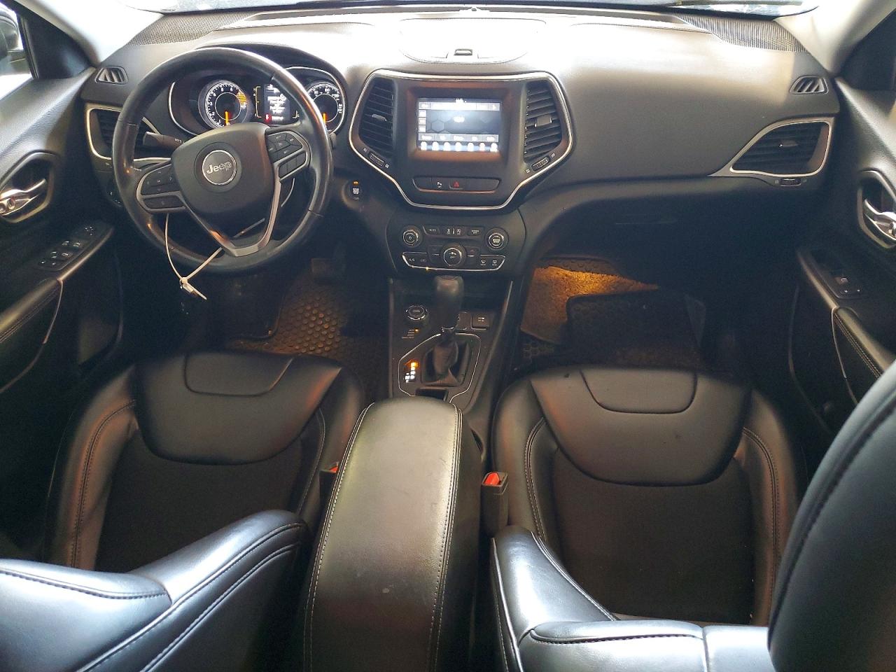 2019 JEEP CHEROKEE LATITUDE PLUS 4X4