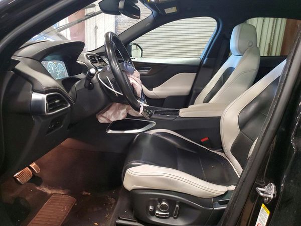 2018 JAGUAR F-PACE S