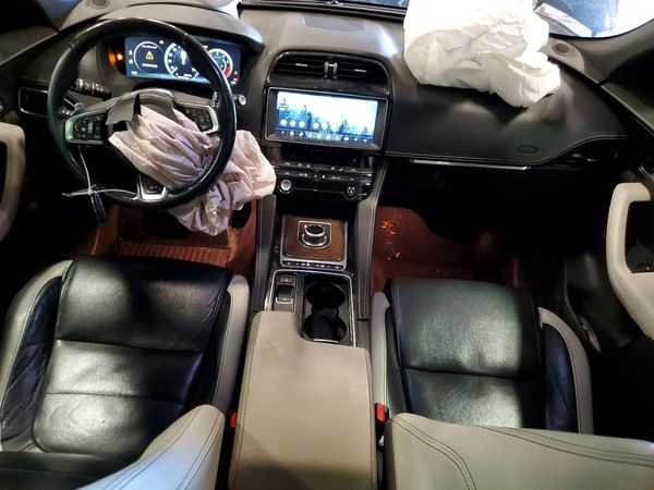 2018 JAGUAR F-PACE S