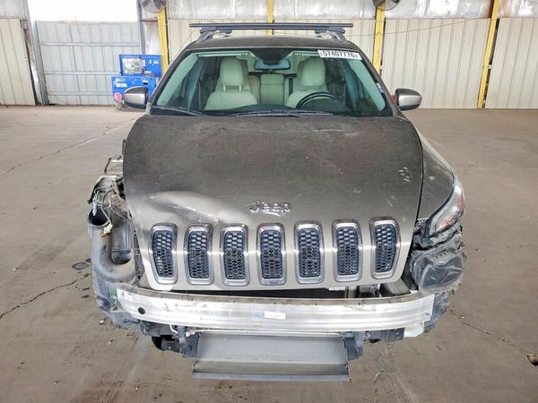 2017 JEEP CHEROKEE LATITUDE FWD