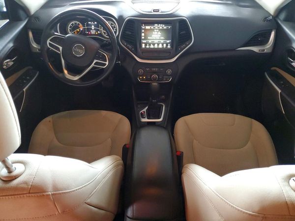 2017 JEEP CHEROKEE LATITUDE FWD