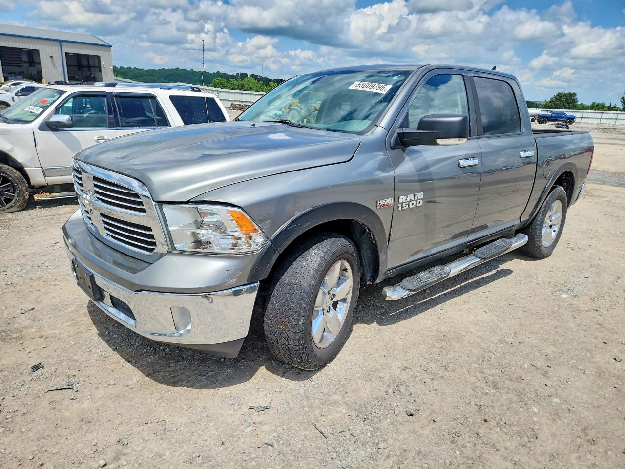 2013 RAM 1500 SLT
