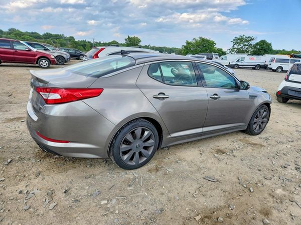 2013 KIA OPTIMA SX
