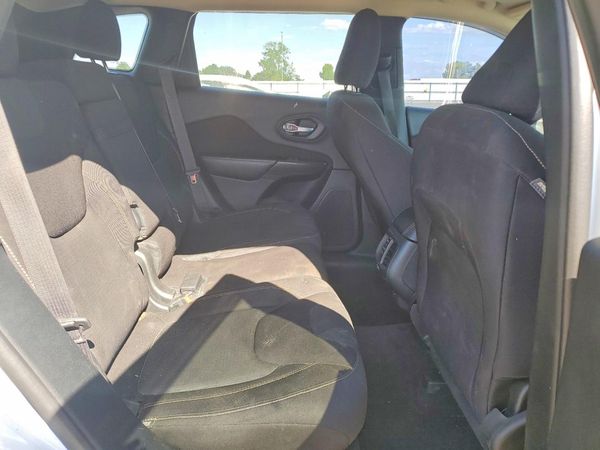 2016 JEEP CHEROKEE LATITUDE 4X4