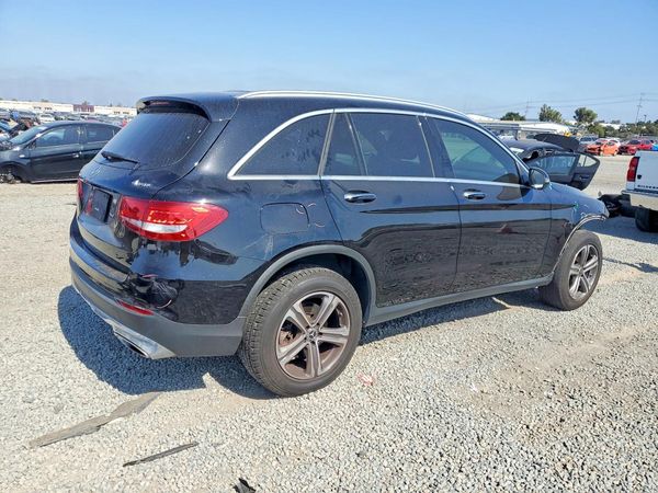 2018 MERCEDES-BENZ GLC