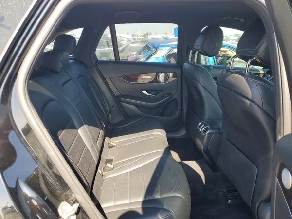 2018 MERCEDES-BENZ GLC