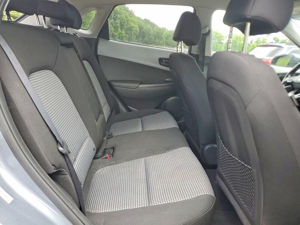 2019 HYUNDAI KONA SEL