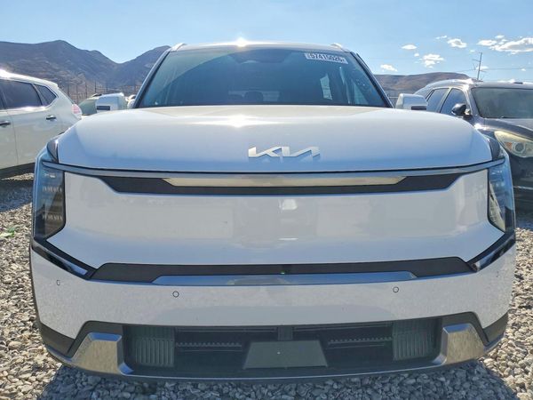2026 KIA EV9 Wind
