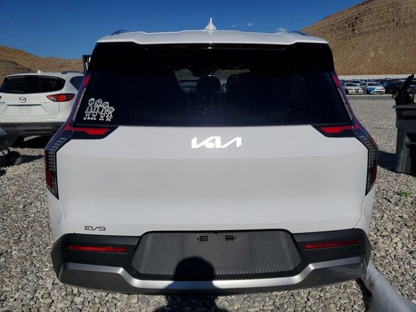 2026 KIA EV9 Wind