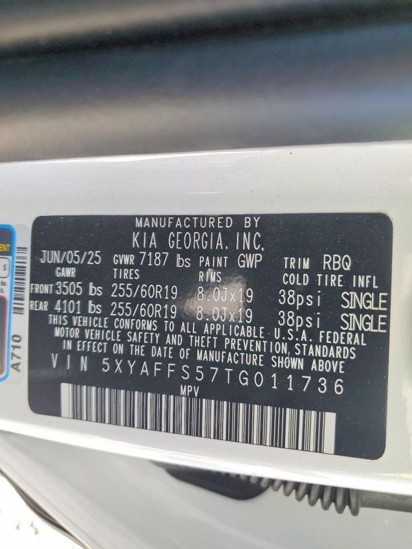 2026 KIA EV9 Wind