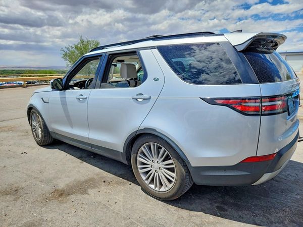 2017 LAND ROVER DISCOVERY HSE Luxury