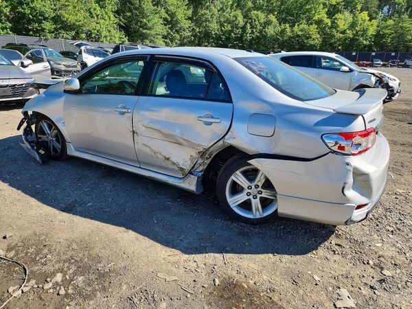 2013 TOYOTA COROLLA