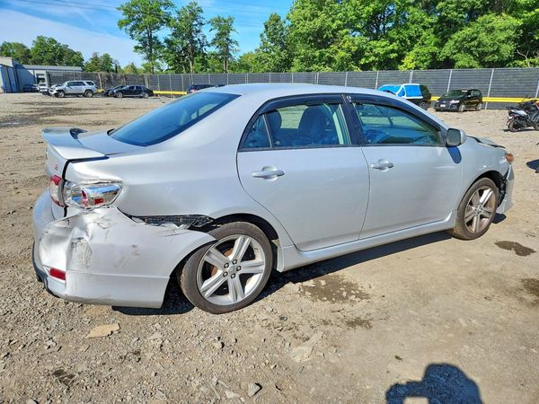 2013 TOYOTA COROLLA