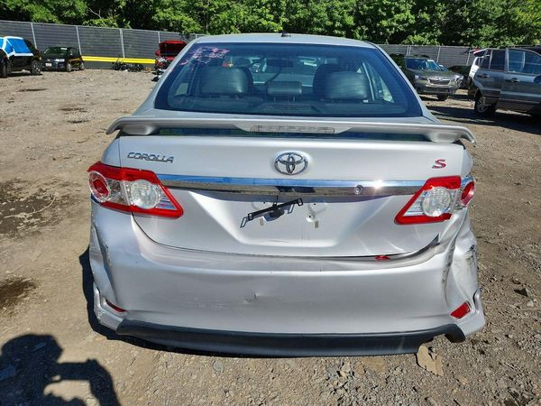 2013 TOYOTA COROLLA
