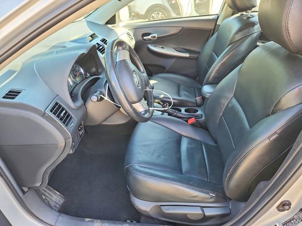 2013 TOYOTA COROLLA