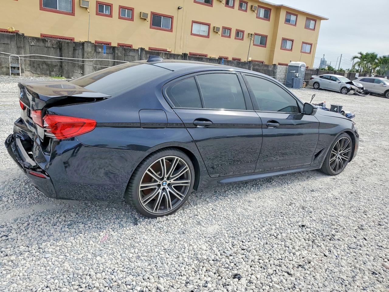 2020 BMW 540