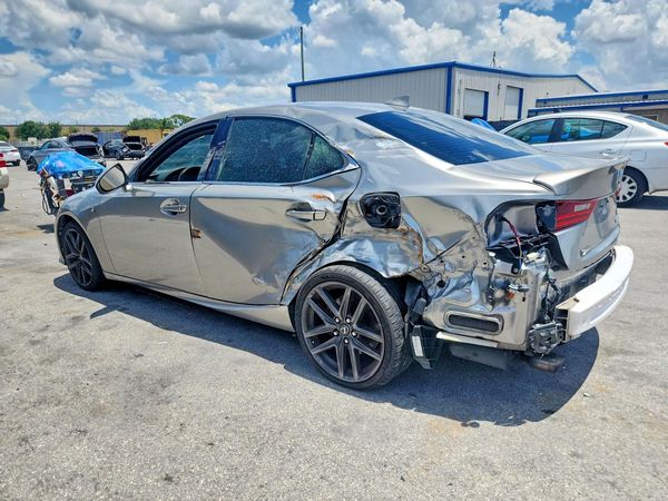 2016 LEXUS IS 200t