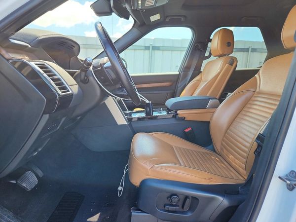 2019 LAND ROVER DISCOVERY