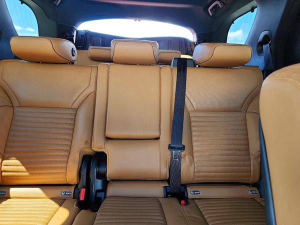 2019 LAND ROVER DISCOVERY