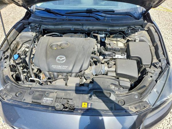 2018 MAZDA 3 Touring